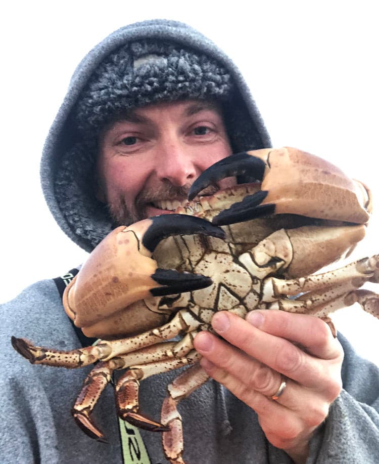 John Kristian Stenersen med krabbe